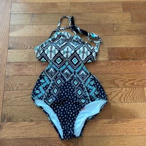 Victoria Secret one piece cut out bathing suit size large